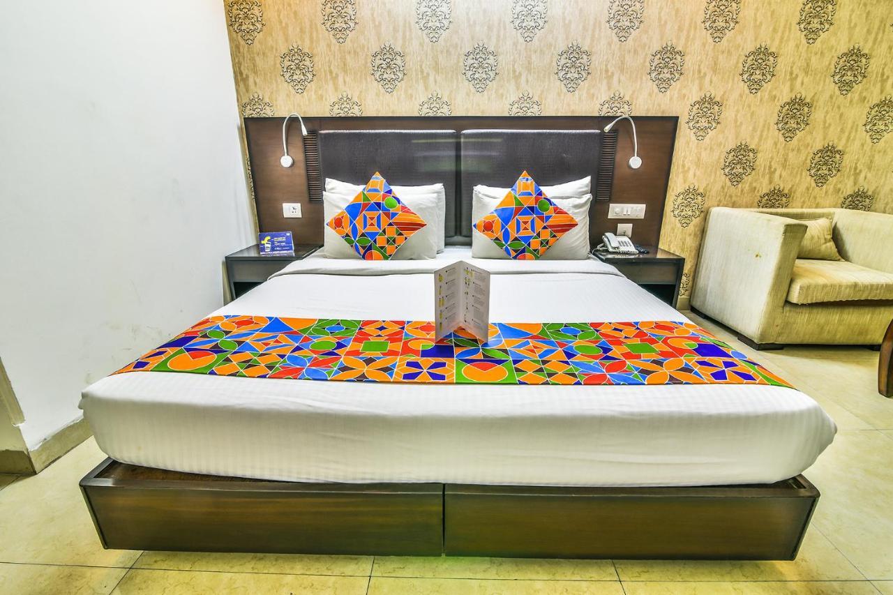 Hotel Alpine Tree New Delhi Extérieur photo