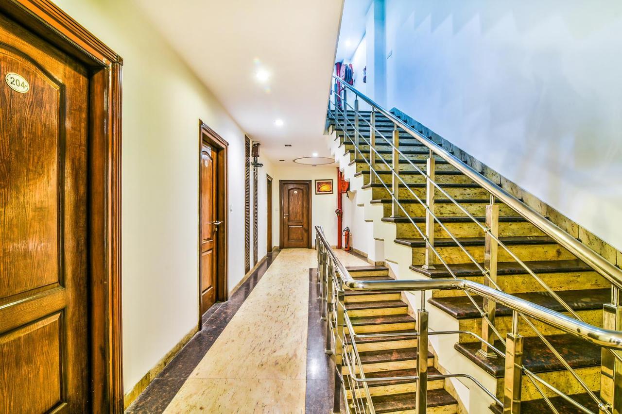 Hotel Alpine Tree New Delhi Extérieur photo
