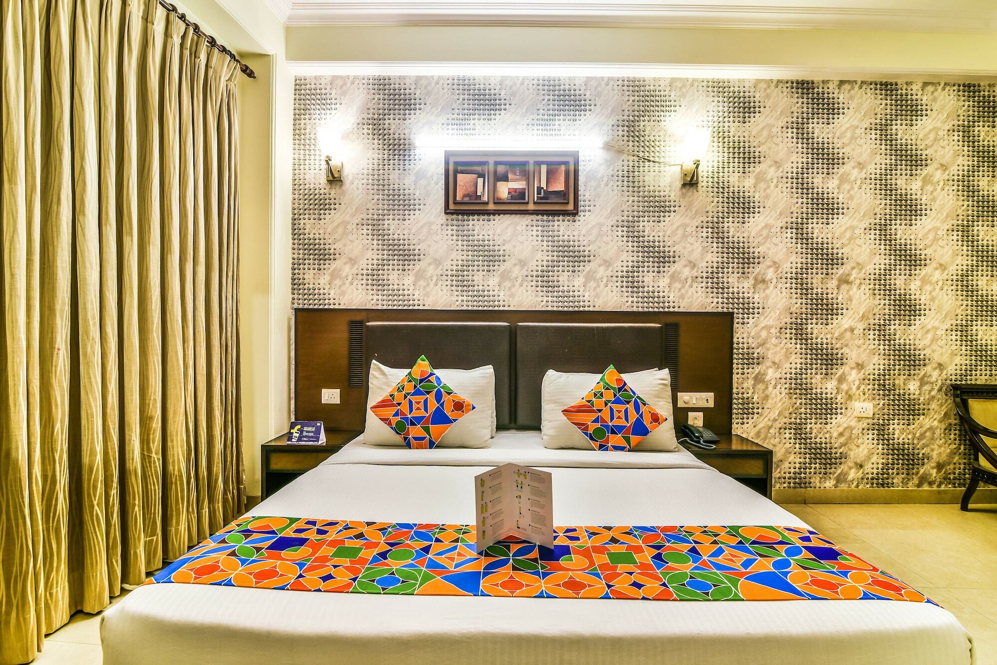 Hotel Alpine Tree New Delhi Extérieur photo